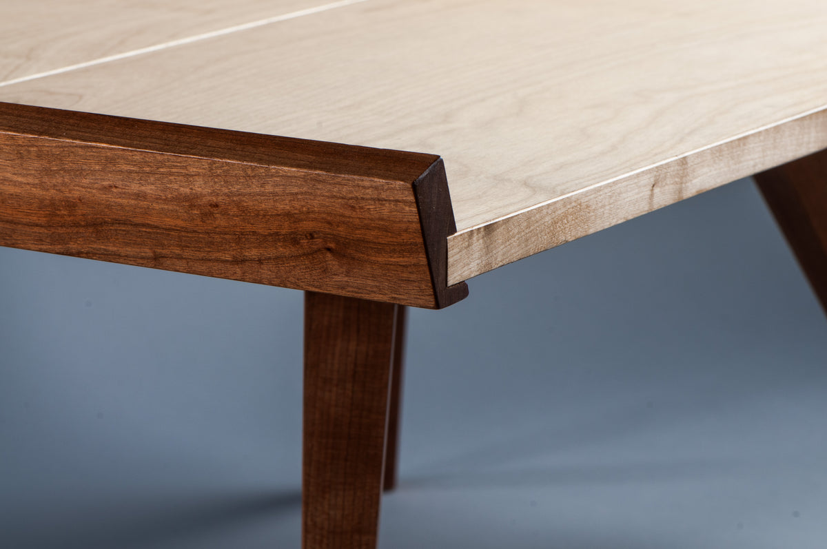 Geminus coffee table